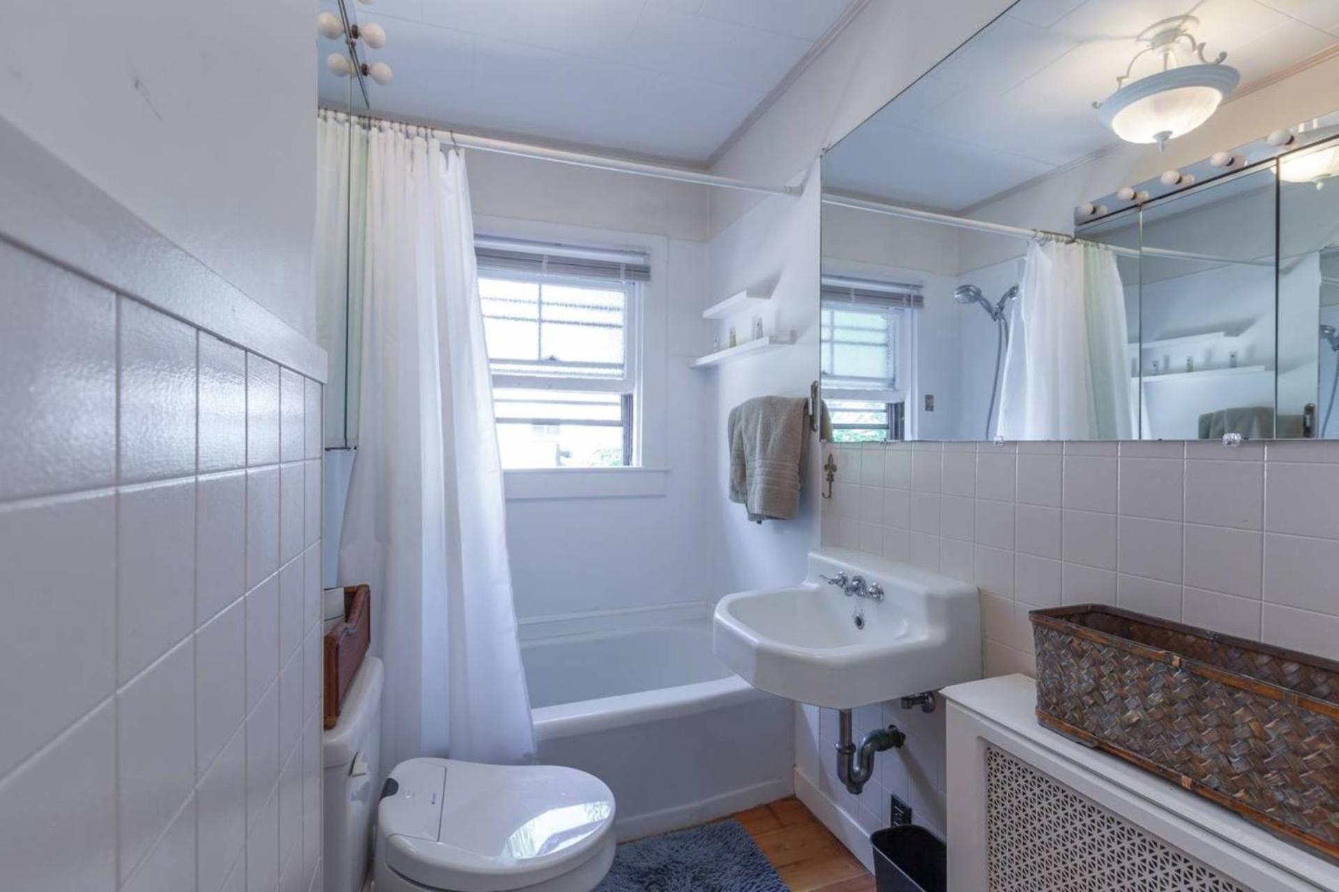 Charming Harvard Victorian ケンブリッジ エクステリア 写真