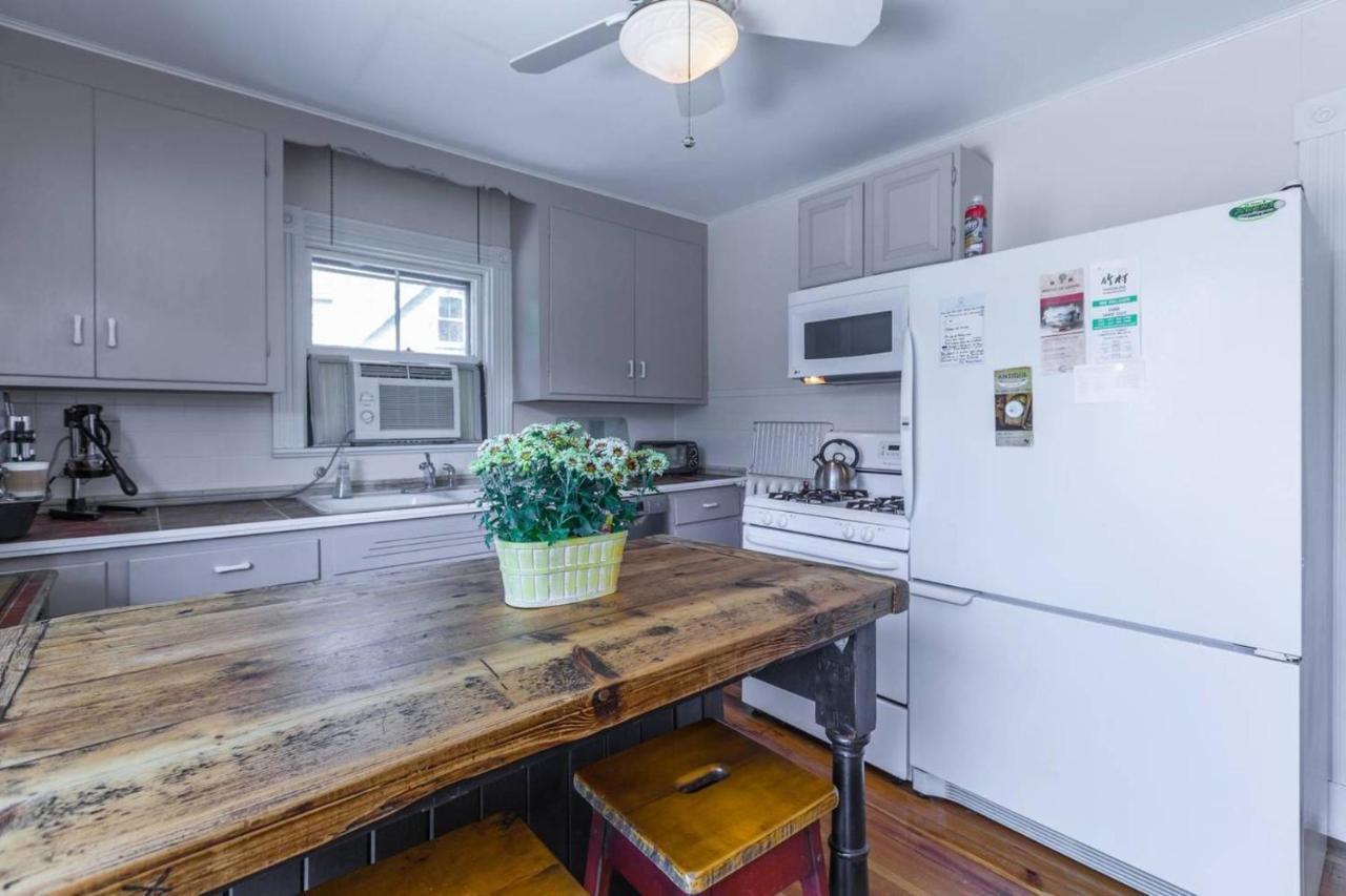 Charming Harvard Victorian ケンブリッジ エクステリア 写真