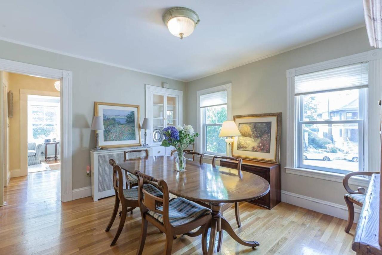 Charming Harvard Victorian ケンブリッジ エクステリア 写真